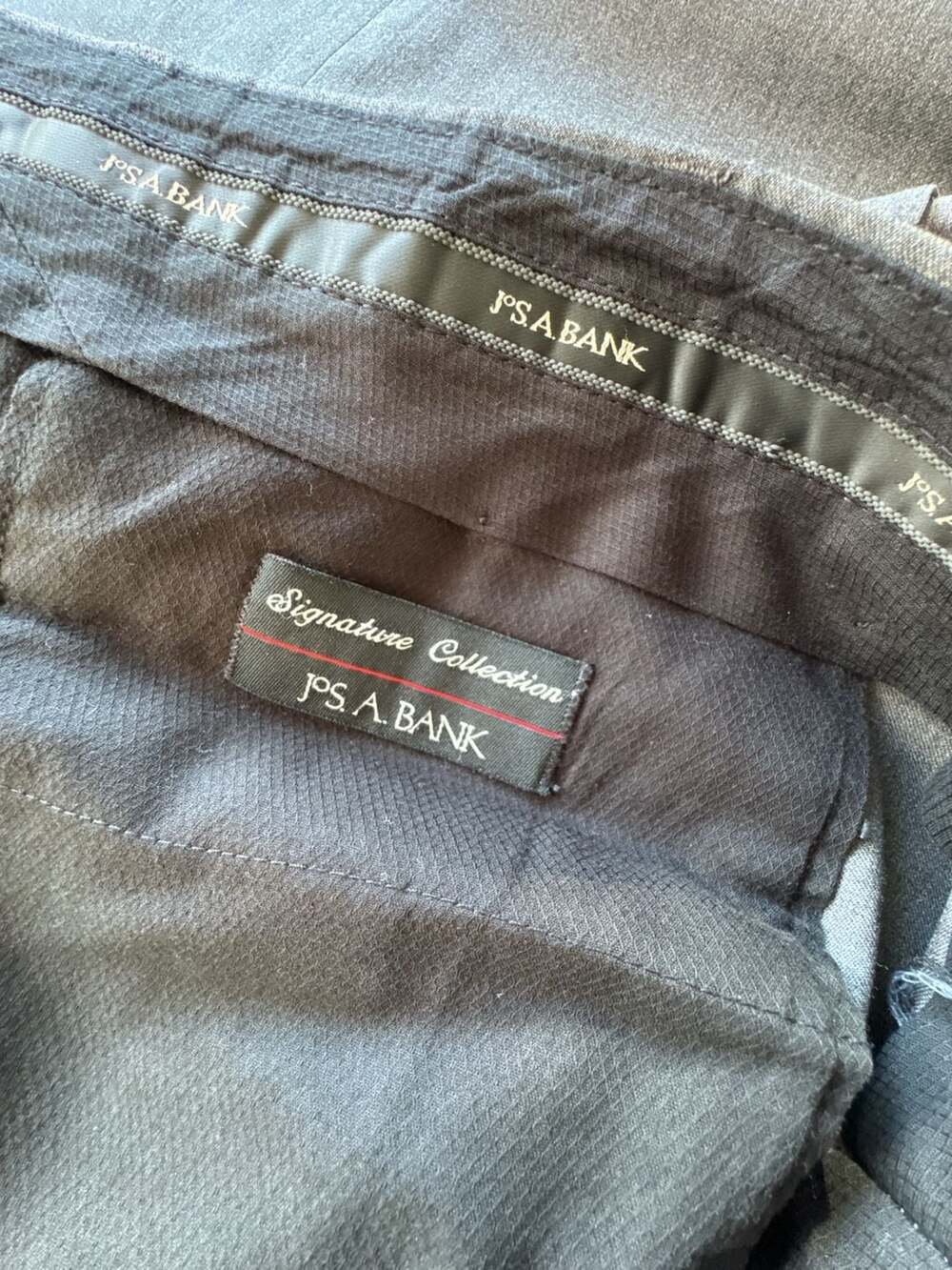 Jos. A. Bank Signature Collection Gray Pleated Cuffed Dress Pants Slacks 44x29/3